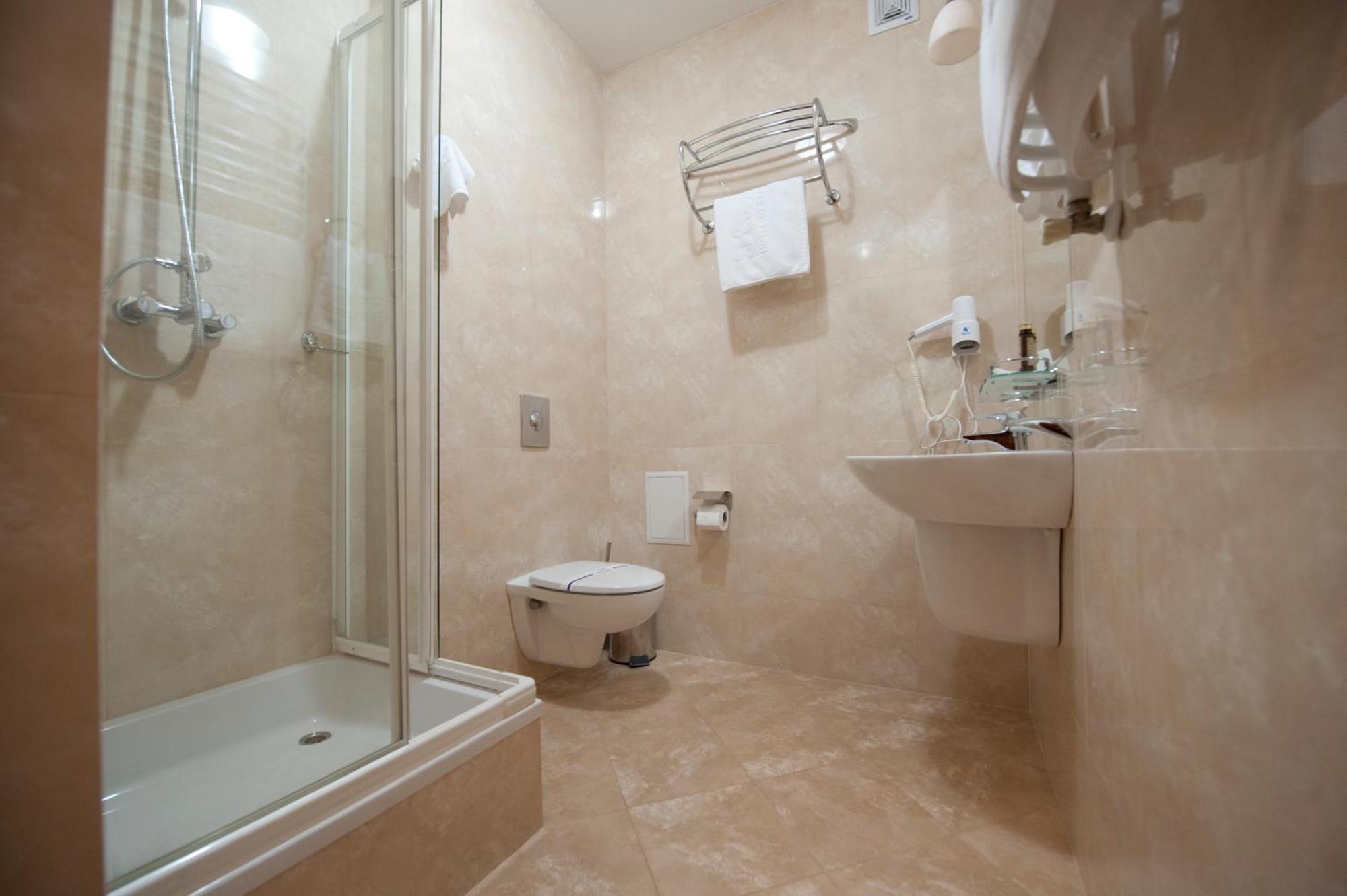 Deluxe Hotel Kupava Lviv Kültér fotó